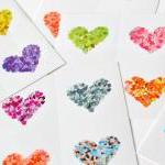 20 Round Glossy Stickers With Colorful Hearts